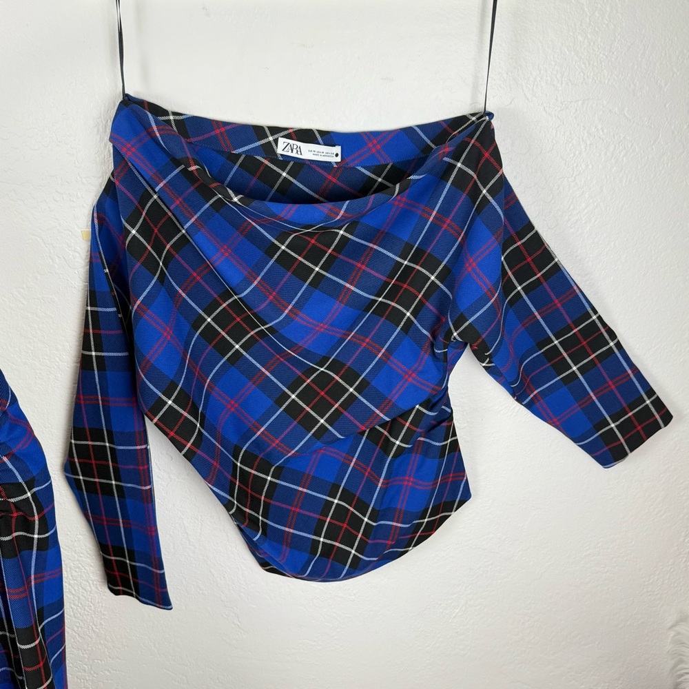 ZARA Blue Plaid Asymmetrical Set/Off-The-Shoulder Top & Ruched Slit Midi Skirt - Picture 2 of 16